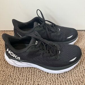 HOKA CLIFTON 8